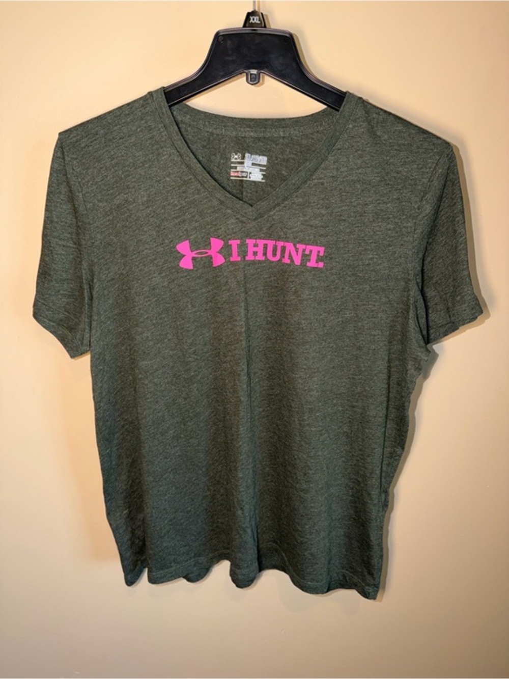 Under Armour Women’s Loose Heatgear “I Hunt” Green T-Shirt